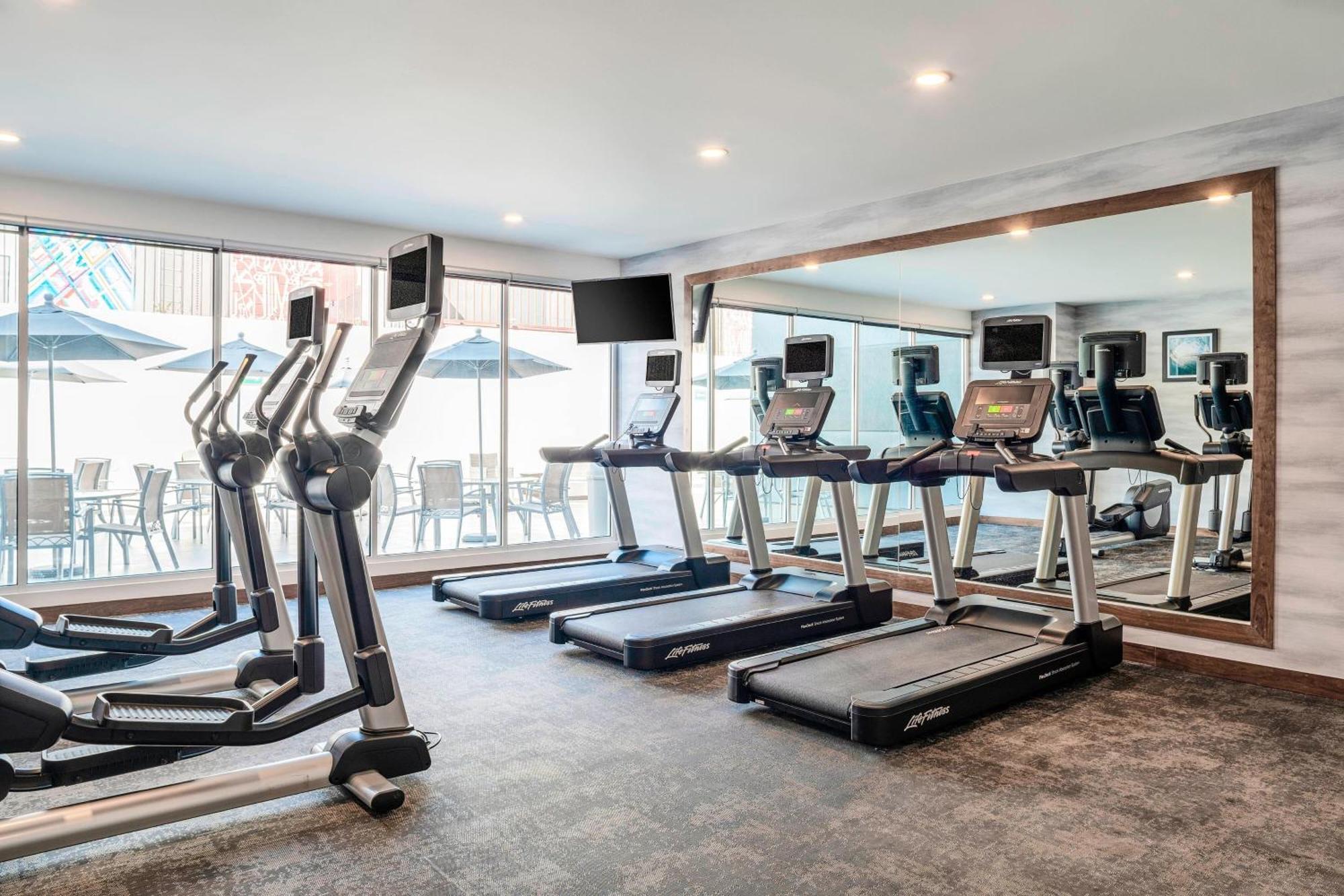 Fairfield Inn & Suites By Marriott Тихуана Экстерьер фото